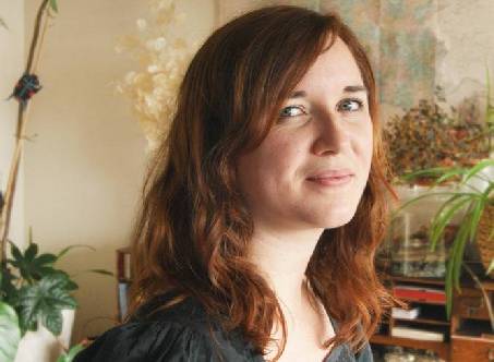 Presentación del libro "Los Muértimer" de Léa Mazé